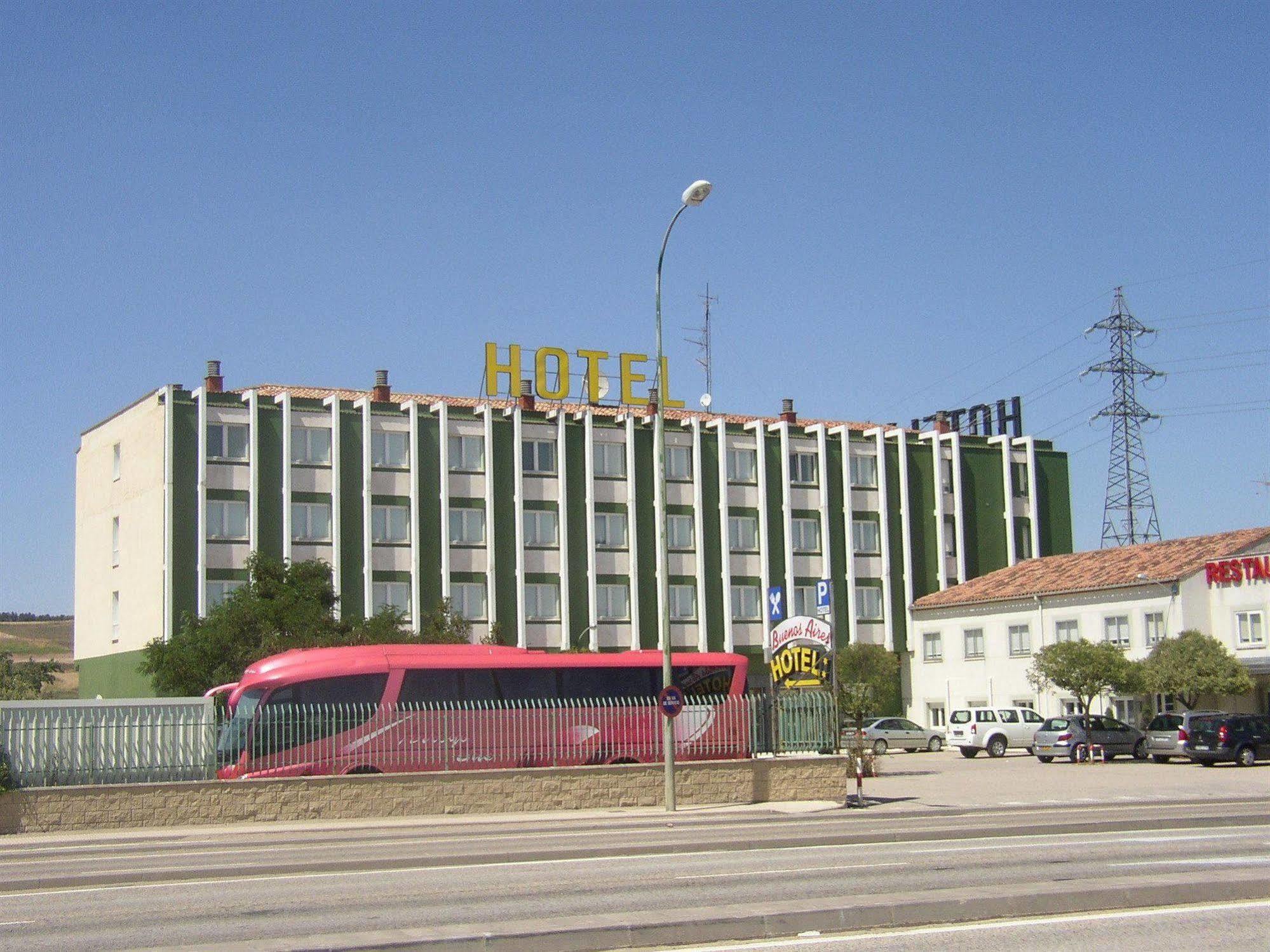 Hotel Buenos Aires Villafria Exterior photo